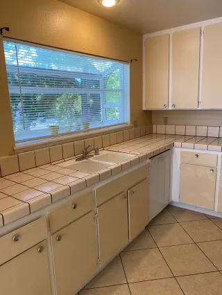 Photo #6: 221088893 Listing 