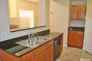 Photo #2: 221089160 Listing 