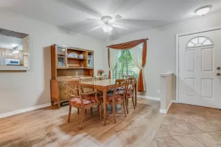 Photo #6: 221089788 Listing