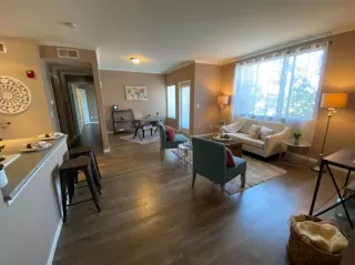 Photo #2: 221089809 Listing