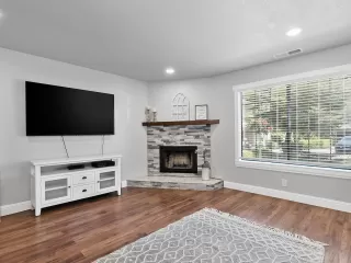 Photo #6: 221090266 Listing 