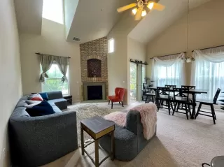 Photo #6: 221090467 Listing 
