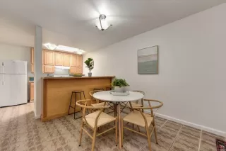 Photo #4: 221090618 Listing