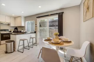 Photo #6: 221090923 Listing