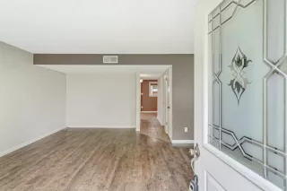 Photo #4: 221091513 Listing 