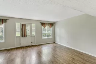 Photo #6: 221091513 Listing 