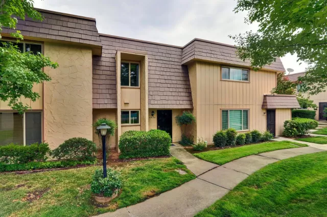 MLS: 221092398 Condo For Sale