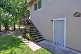 Photo #2: 221092571 Listing 