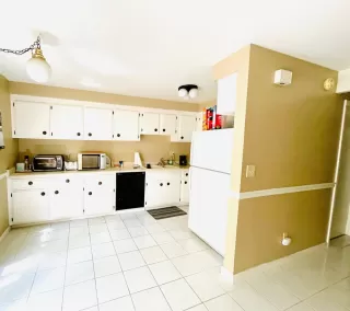 Photo #6: 221092774 Listing