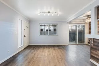 Photo #2: 221092785 Listing