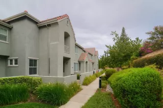 Photo #1: 221093357 Listing 