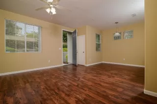 Photo #3: 221093357 Listing 