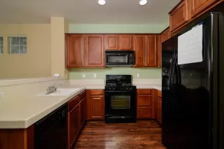 Photo #6: 221093357 Listing 