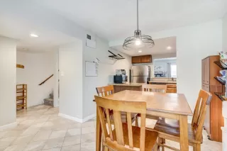 Photo #6: 221093522 Listing 