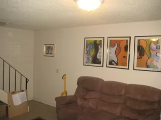 Photo #3: 221094305 Listing