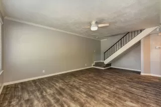 Photo #4: 221095742 Listing 
