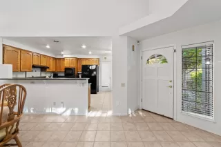 Photo #5: 221096060 Listing