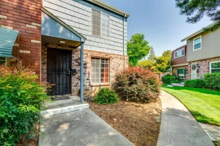 Photo #5: 221096132 Listing 