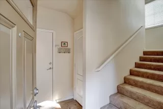 Photo #3: 221096287 Listing 