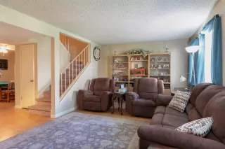 Photo #2: 221096957 Listing 