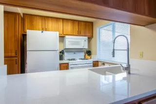 Photo #6: 221096957 Listing 