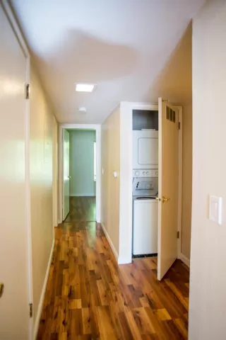 Photo #6: 221097108 Listing