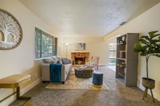 Photo #2: 221097366 Listing 