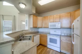 Photo #5: 221097954 Listing