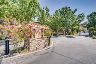 Photo #4: 221098299 Listing