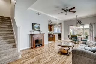 Photo #5: 221098299 Listing