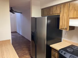 Photo #4: 221098394 Listing