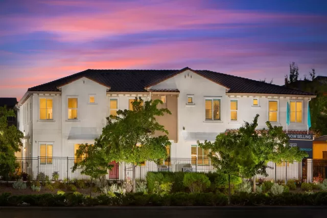 MLS: 221098428 Condo For Sale