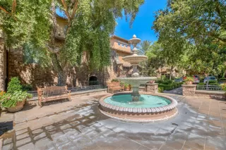 Photo #4: 221098658 Listing 