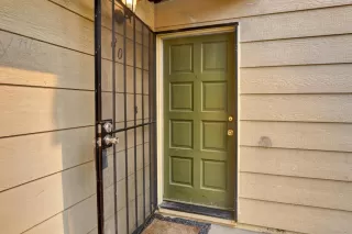 Photo #3: 221098761 Listing