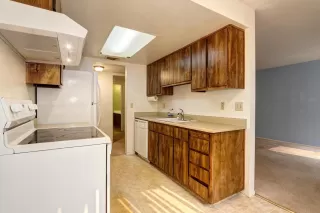 Photo #4: 221098761 Listing