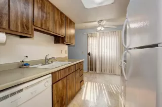 Photo #6: 221098761 Listing