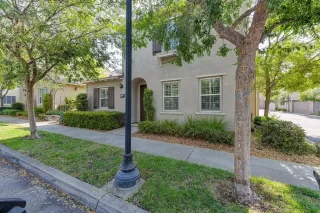 Photo #1: 221100077 Listing