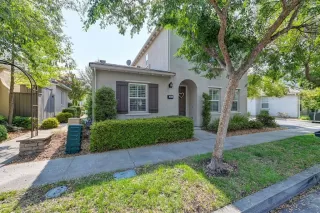 Photo #3: 221100077 Listing