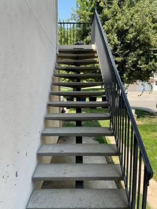 Photo #2: 221100168 Listing