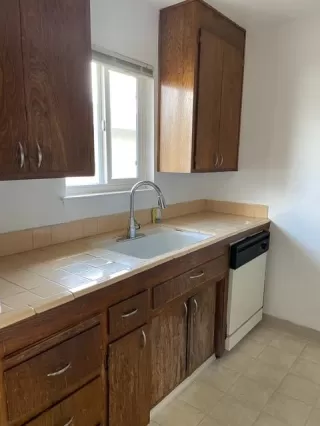 Photo #6: 221100168 Listing