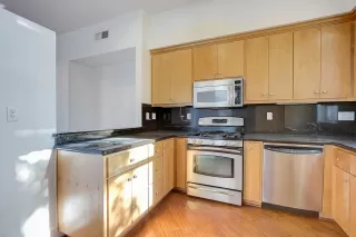 Photo #3: 221100407 Listing 
