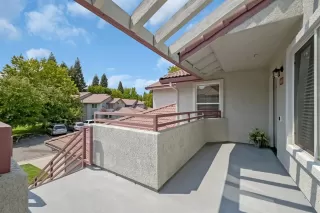 Photo #3: 221101279 Listing