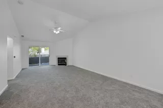 Photo #5: 221101279 Listing