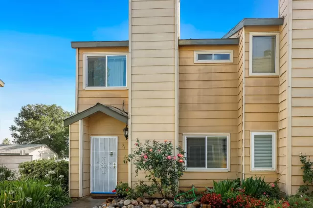 MLS: 221101301 Condo For Sale