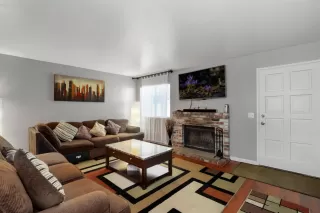 Photo #2: 221101301 Listing