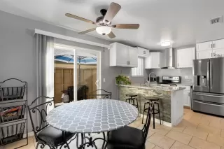 Photo #3: 221101301 Listing