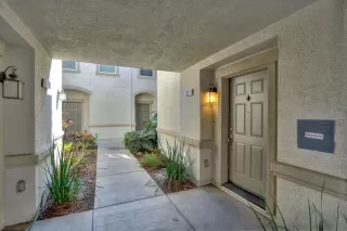 Photo #2: 221101312 Listing