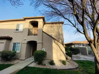 Photo #1: 221101416 Listing