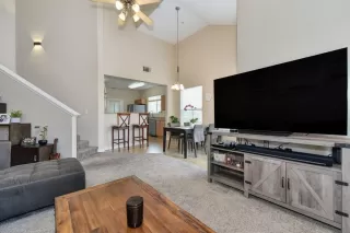 Photo #6: 221101565 Listing 