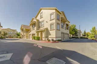 Photo #1: 221101963 Listing 